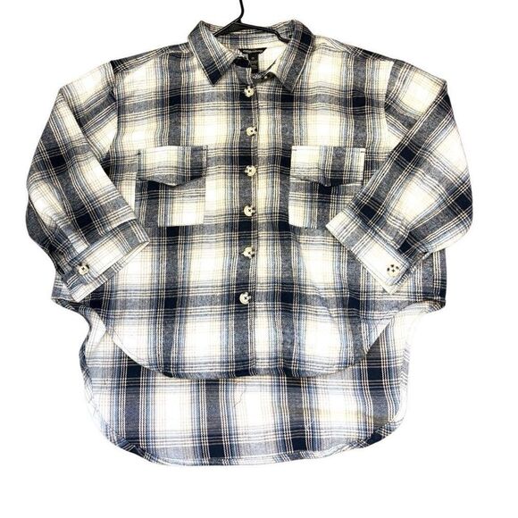 Plaid Patterned Shacket - Picture 4 of 11